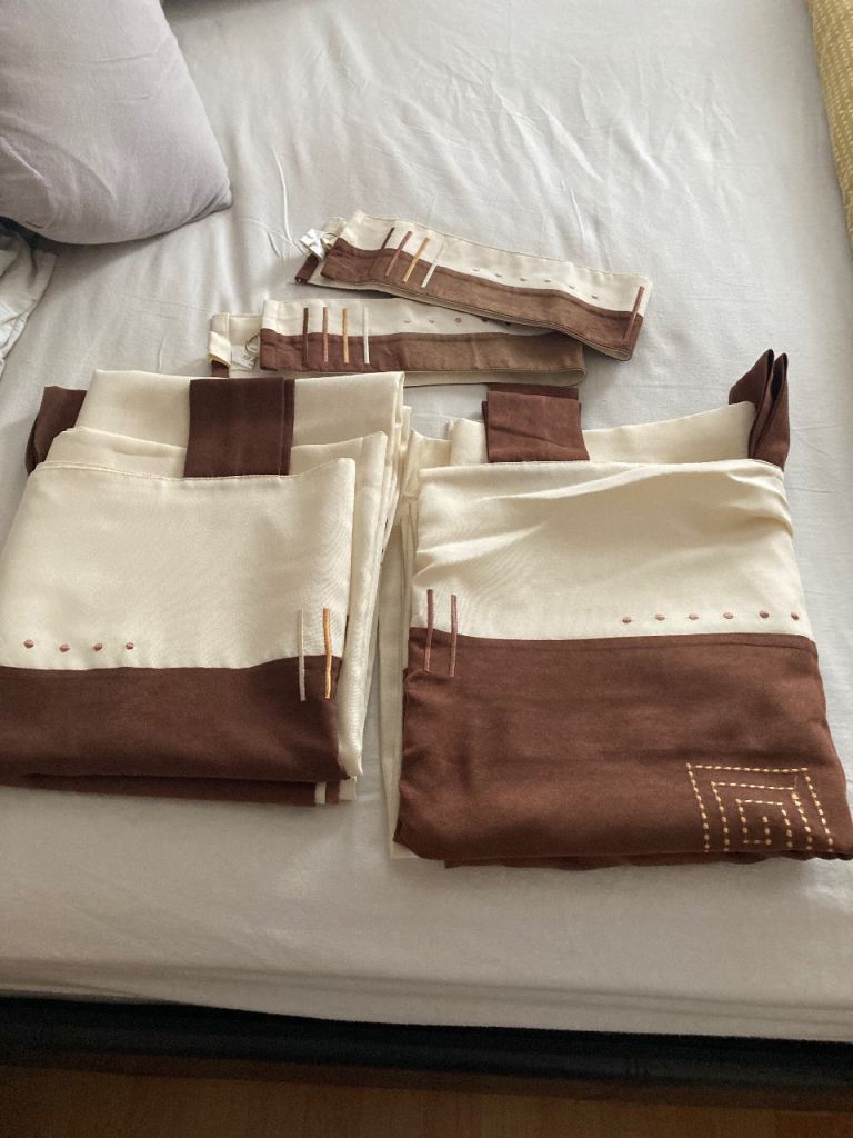 2 x pairs tab top cream/brown curtains 44x54 with matching tie backs