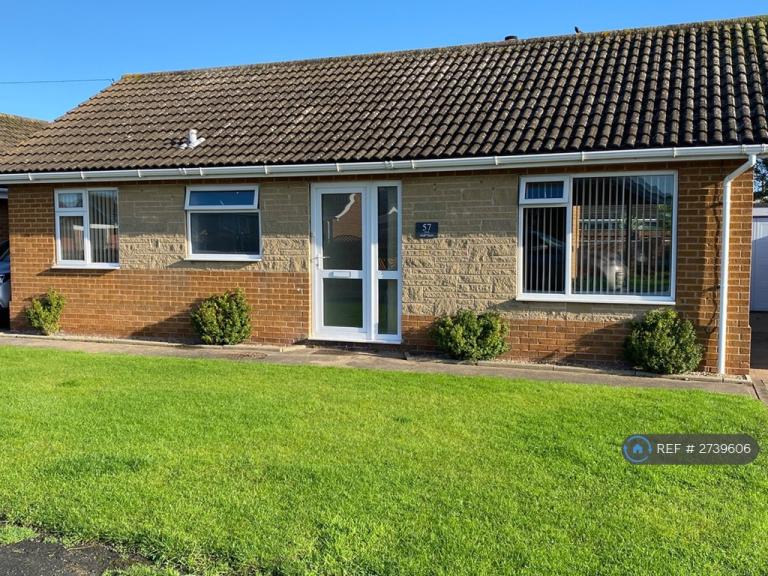 2 bedroom house in Hillside Avenue, Lincolnshire, LN12 (2 bed) (#2739606)