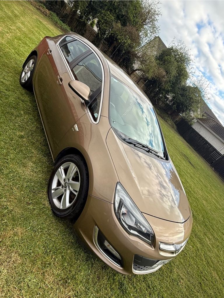 Vauxhall, ASTRA, Hatchback, 2013, Manual, 1686 (cc), 5 doors