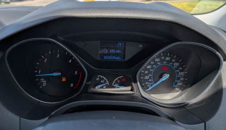 Ford, FOCUS, Hatchback, 2014, Manual, 1560 (cc) TDCI 115 Titanium, 5 doors - Genuine Car