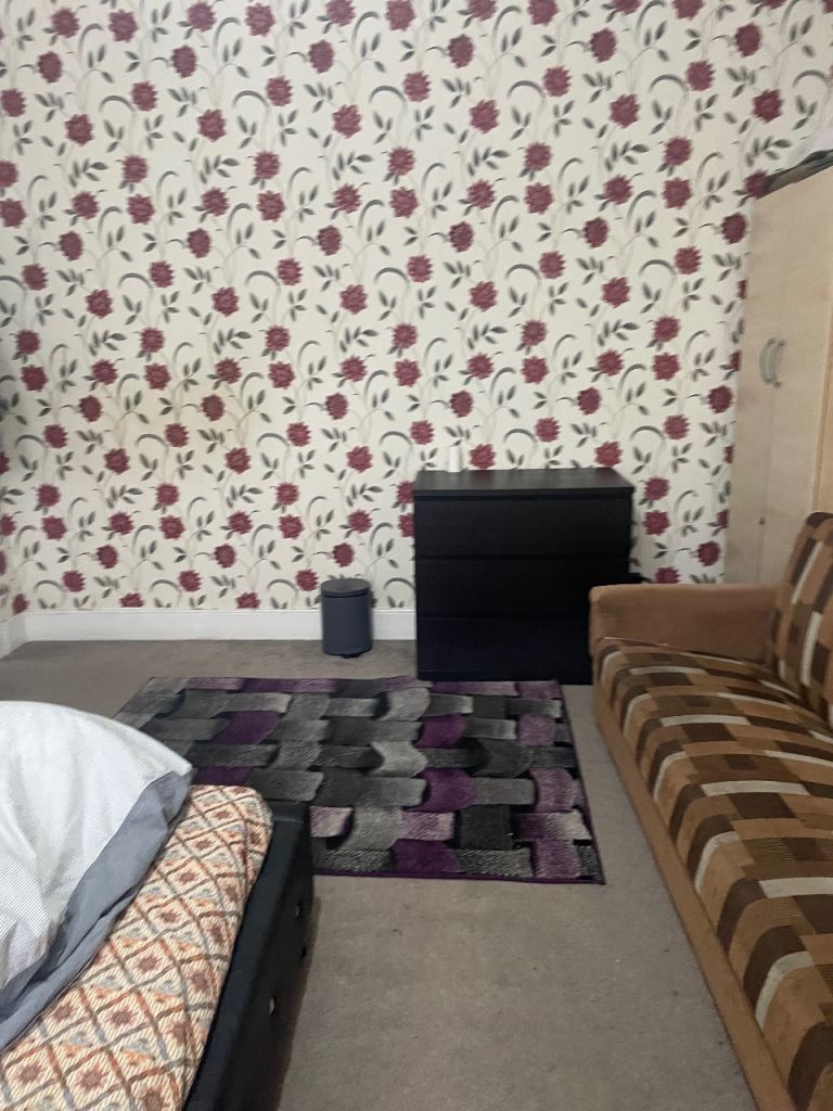 Double Room to Rent