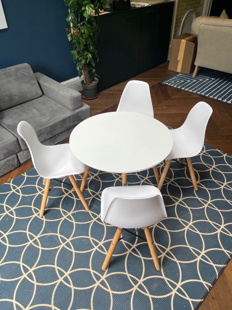 Eames replica table and chairs