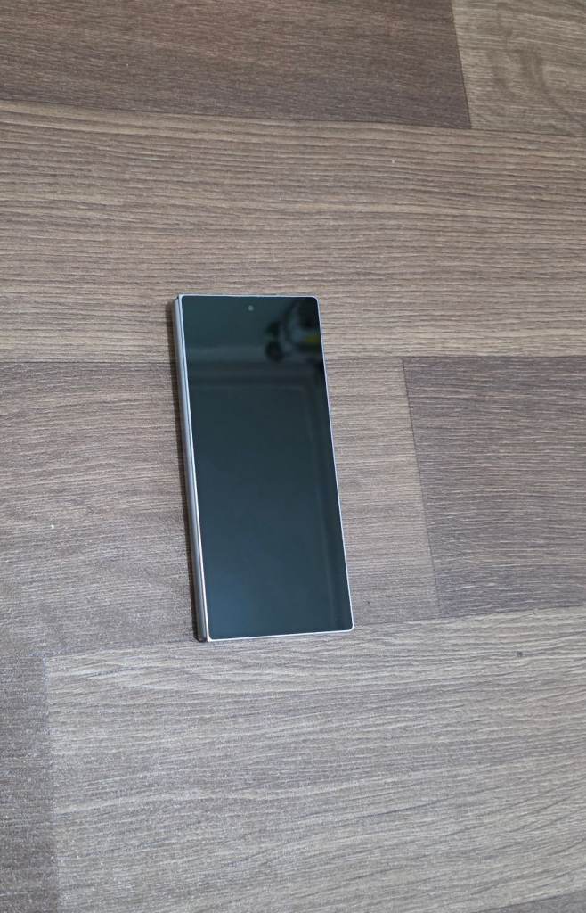 📱🔥 Samsung Galaxy Z Fold 6 – 256GB | Unlocked | Like New 🔥📱