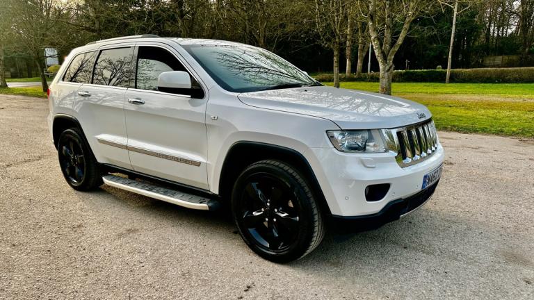 2012 Jeep Grand Cherokee 3.0 CRD Overland 5dr Auto ESTATE Diesel Automatic