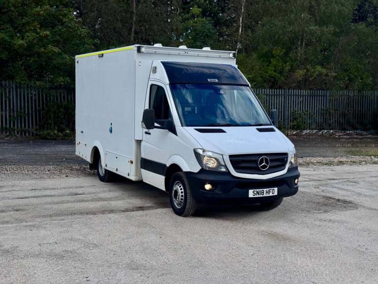 2018 Mercedes-Benz Sprinter Sprinter 519 Van Box 3.0 Ambulance Camper Chassis Recovery Low Mileag...