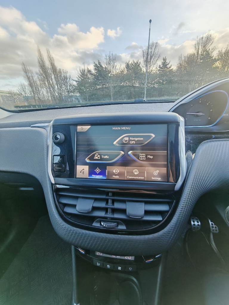 Peugeot, 2008, Hatchback, 2013, Manual, 1560 (cc), 5 doors