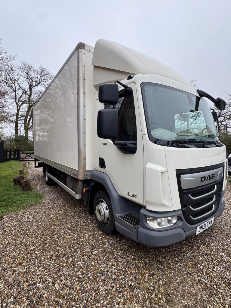 2021 DAF TRUCKS LF LF180 7.5t 20ft BOX LORRY with Column taillift NA DIESEL Manual