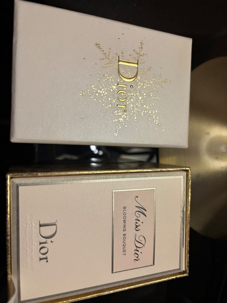 Brand New 100ml Miss Dior - sealed in limited edition Dior gift box - offers welcome 