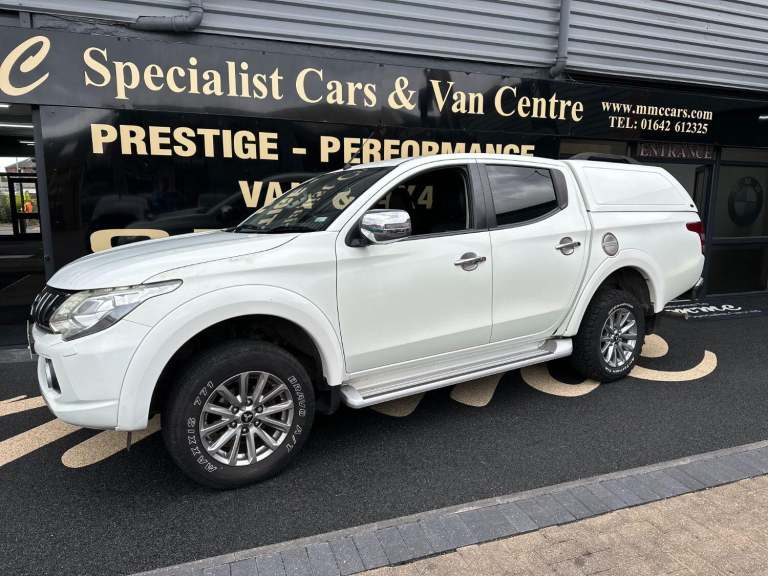 MITSUBISHI L200 2.4 DI-D DC Barbarian 2018