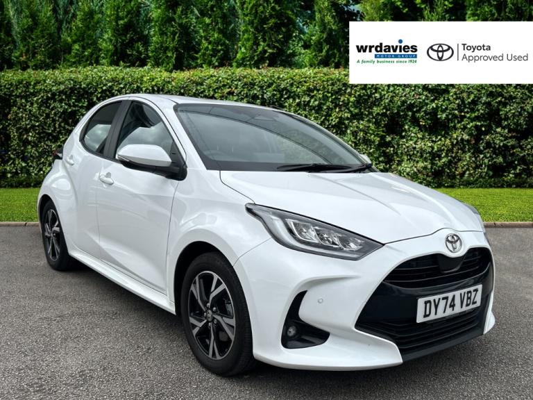 2024 Toyota Yaris 1.5 Hybrid Design 5dr CVT Hatchback Hybrid Automatic