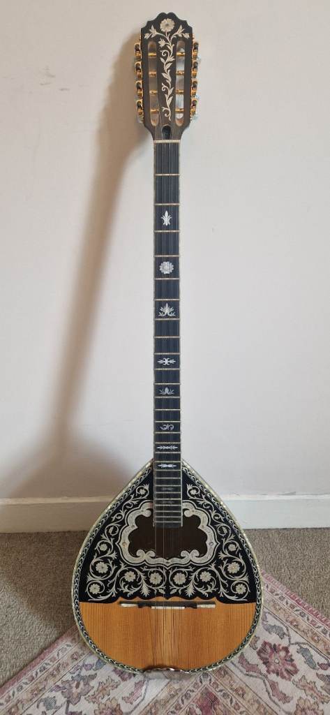 Greek Bouzouki, Matsikas brand with hard case