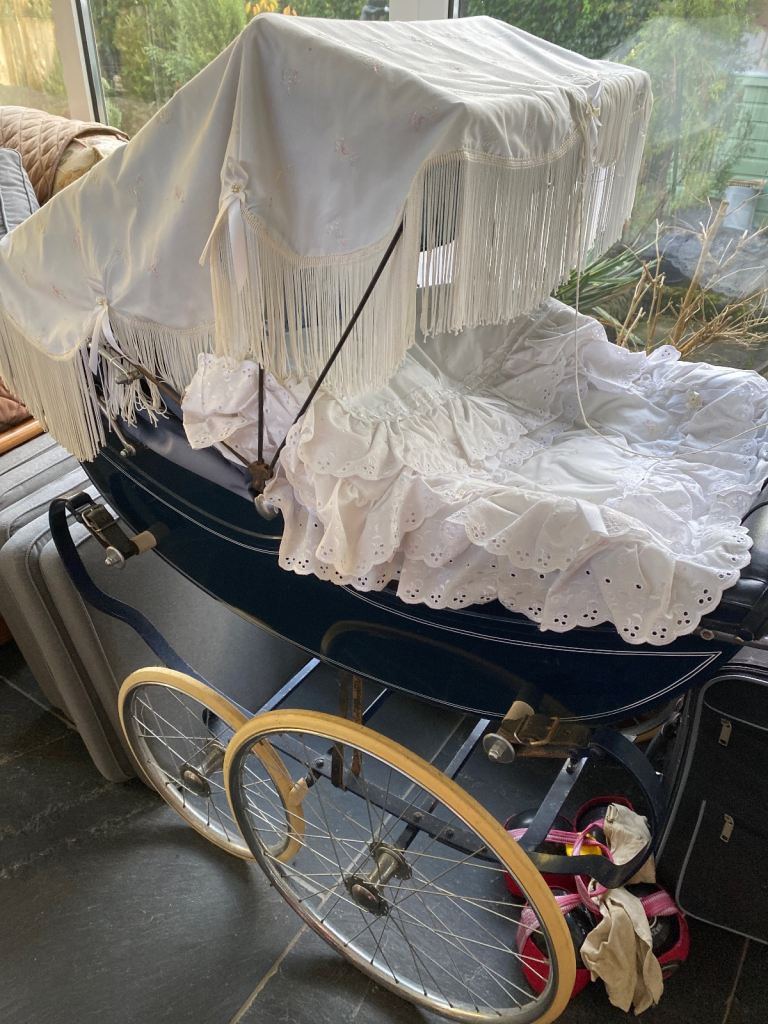 Beautiful Osnath Pram (Collectors item)
