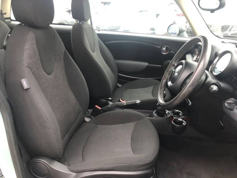 2012 MINI Hatch 1.6 One 3dr HATCHBACK PETROL Manual