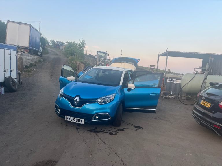 Renault, CAPTUR, Hatchback, 2015, Manual, 1461 (cc), 5 doors