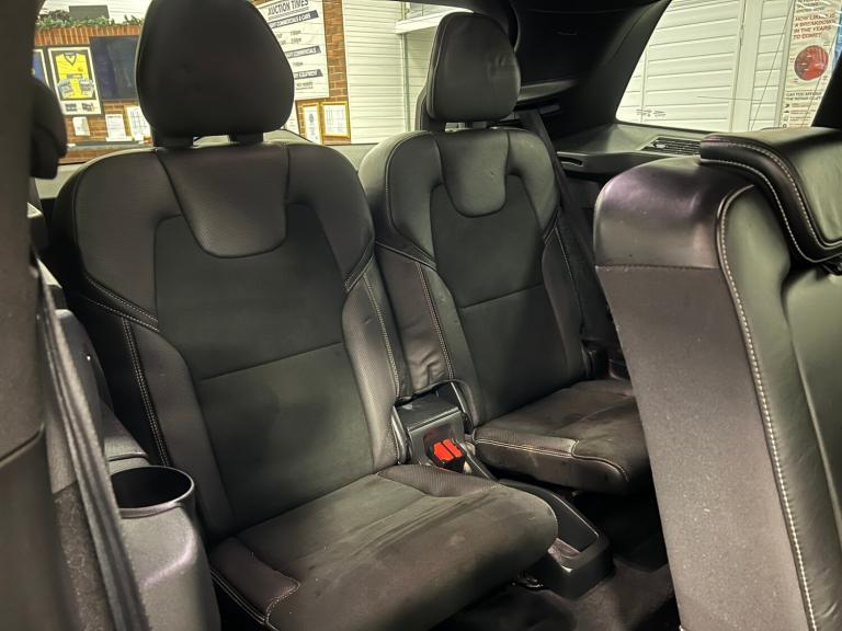 2016 Volvo XC90 R-DESIGN POWERPULSE 2.0D5 235PS AUTO 7 SEAT AWD 4X4 ESTATE EURO 6 ------- ESTATE ...