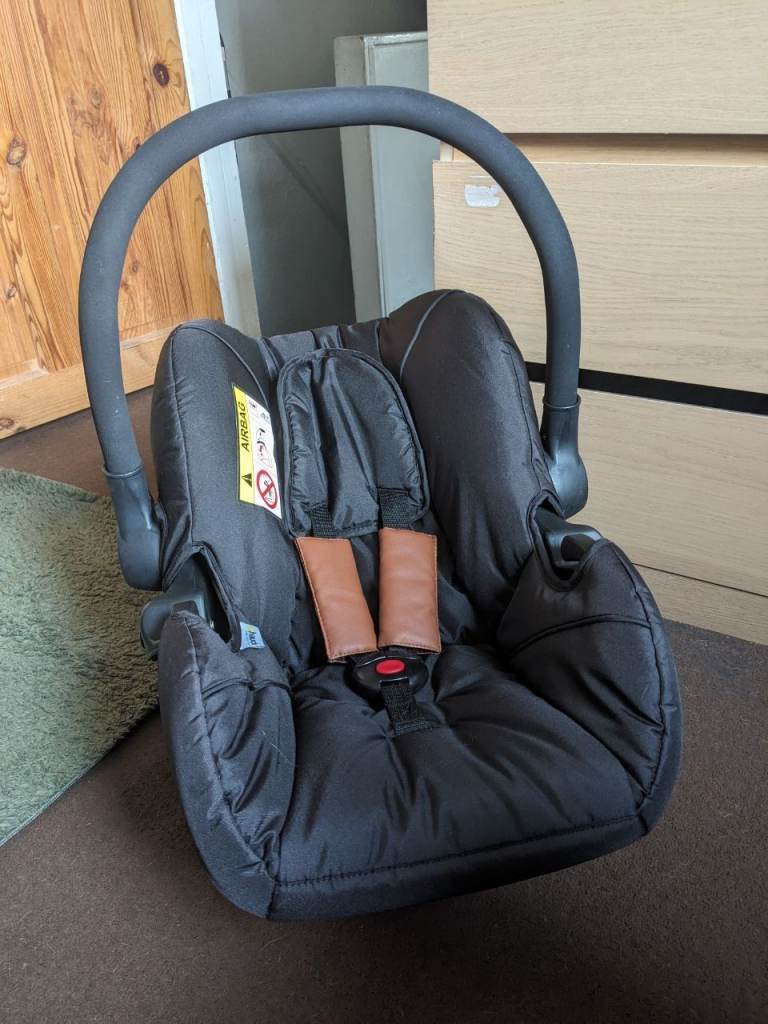 [SOLD] Auck Baby Car Seat / Infant Carrier