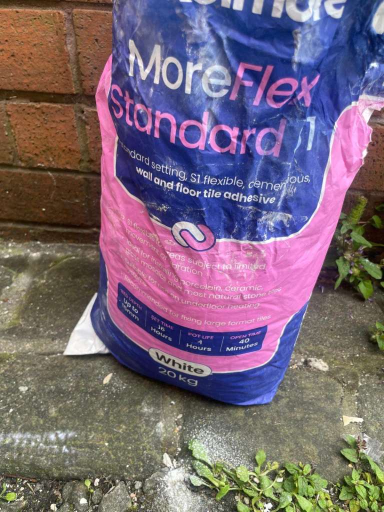 Standmore Moreflex wall and floor tile adhesive White approx 12 to 15kg Bolton
