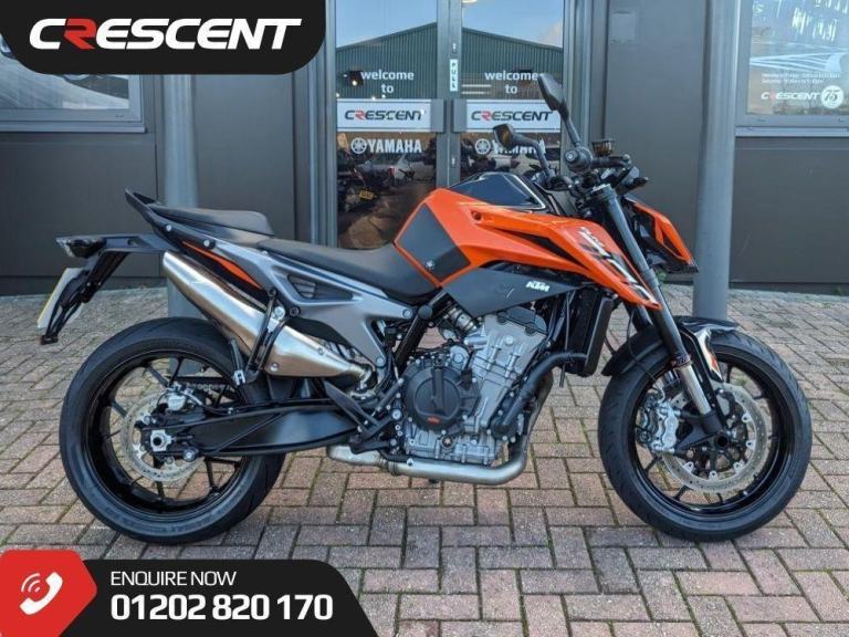 KTM 790 DUKE 2024 - QUICKSHIFTER - 3 SERVICES - VERY CLEAN EXAMPLE - 1 OWNER