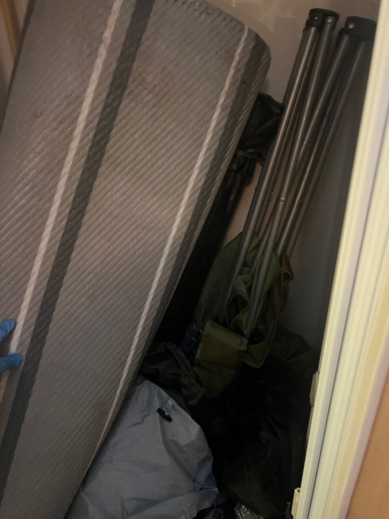 Elddis Hurricane with awning. Can deliver.