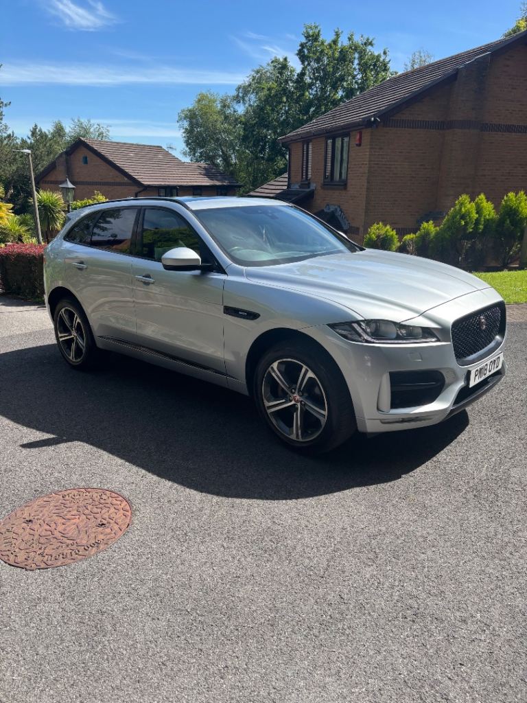 Jaguar F-Pace R-Sport 180 AWD 2018 – Automatic | Full Service History | LONG MOT