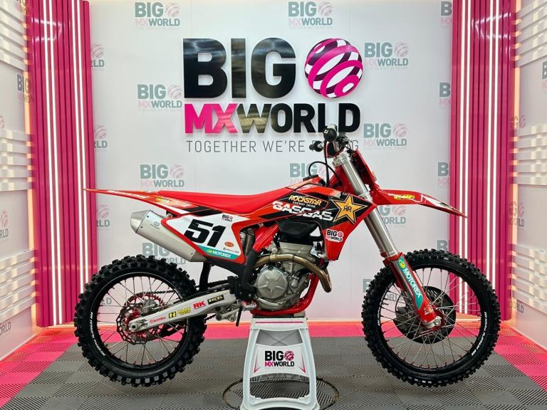 Gas Gas MCF 350 2024 - Only 19 Hrs - Stock & V Clean 