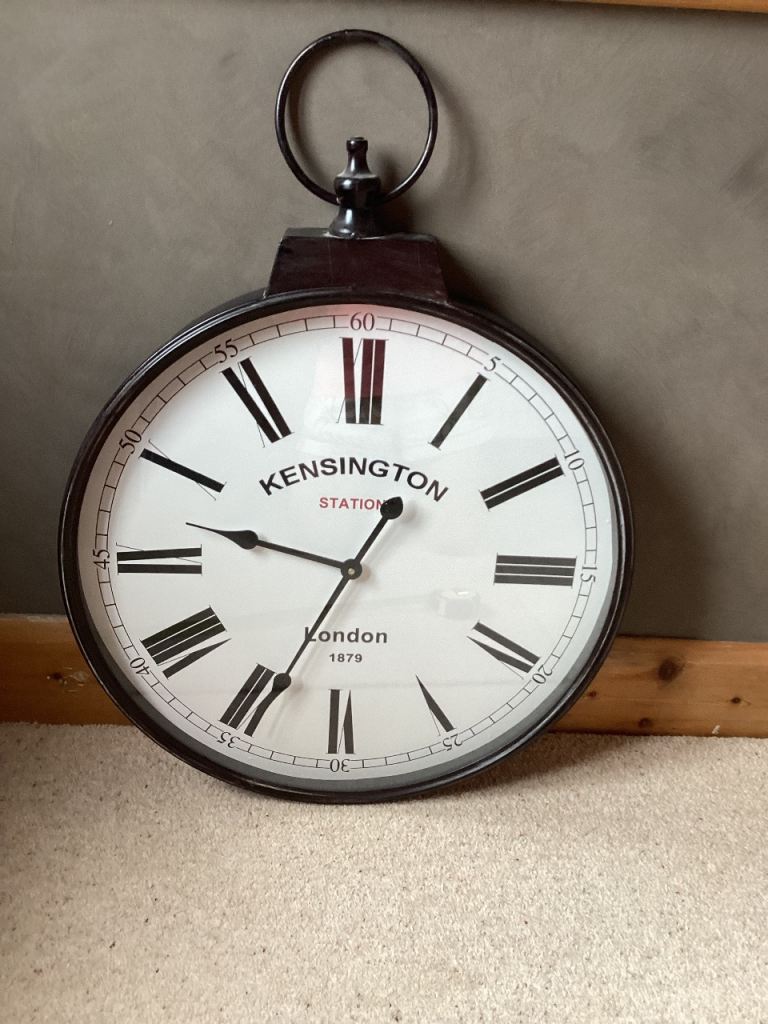 Large Kensington Station Wall Clock – Black & White, 60cm Face
