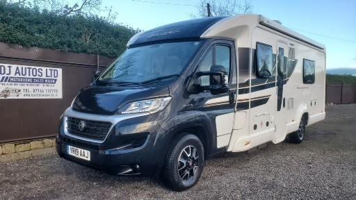 BESSACARR 584 BLACK EDITION MOTORHOME 4 seat belts french bed 2019- 1 owner