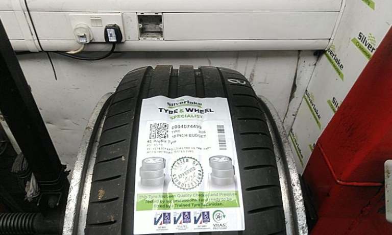 235 40 18 95y Apollo Aspire 4g 7mm Part Worn Pressure Tested Tyre