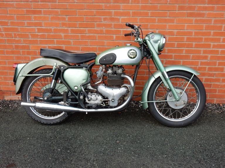 BSA A7 Shooting Star 650cc 1955 V5C & Green Log Book - ride & restore
