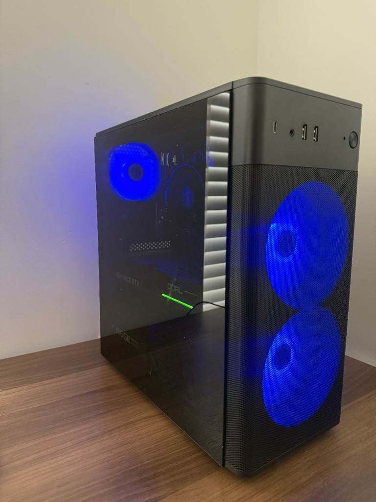 MEDION Erazer Recon P45 Gaming PC – RTX 5060 | Ryzen 5 | 32GB RAM | 1TB SSD