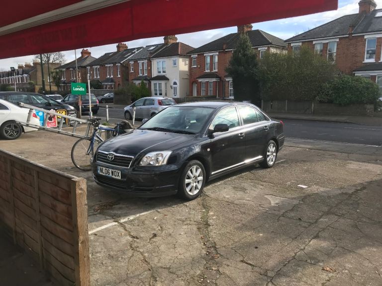 Toyota, AVENSIS, Saloon, 2006, Manual, 1794 (cc), 4 doors