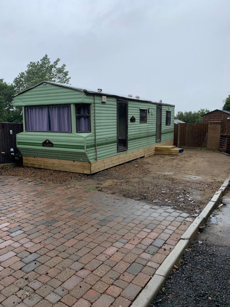 Fresh and sunny static caravan