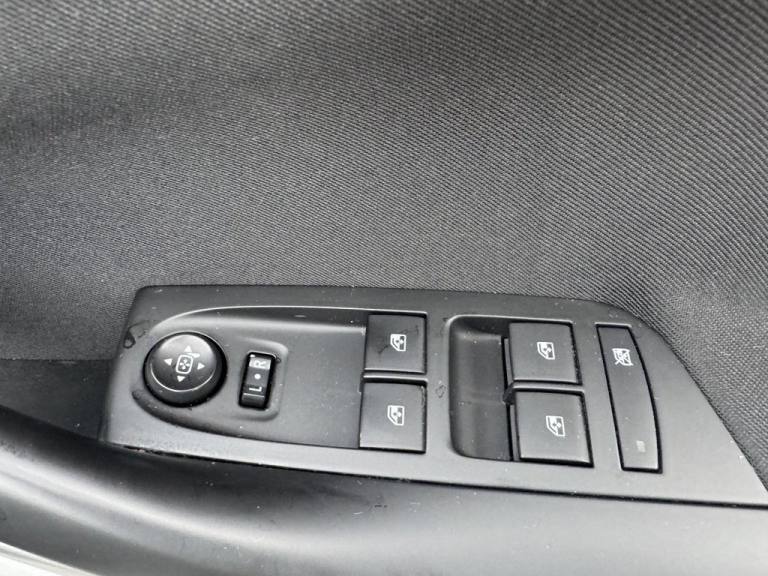 2017 Vauxhall Astra 1.0i Turbo ecoFLEX Design Sports Tourer 5dr Petrol Manual Euro 6 (s/s) (105 E...