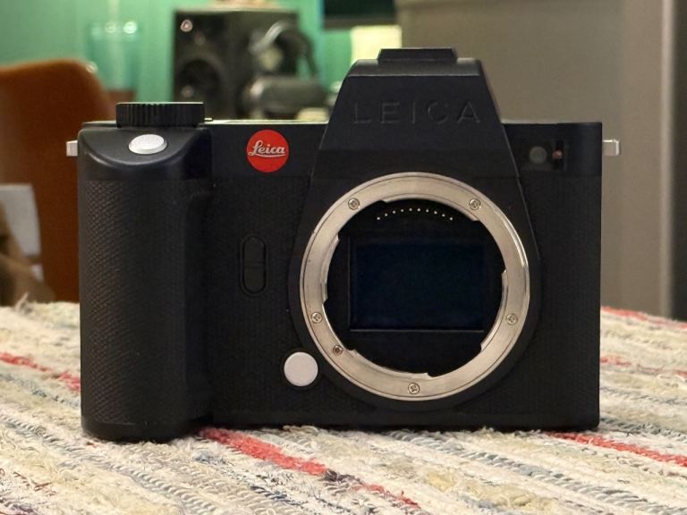 Leica SL2-S 24MP full frame Mint condition