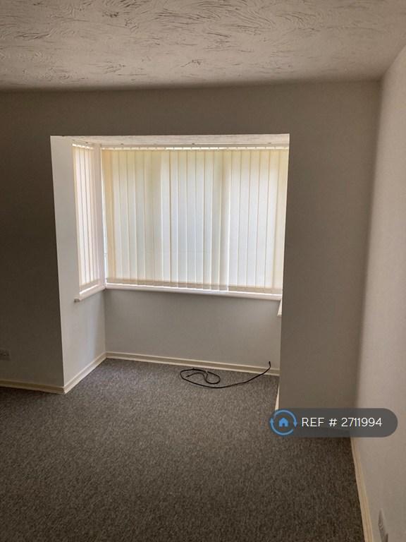 1 bedroom flat in Burgoyne Court, Potton, Sandy, SG19 (1 bed) (#2711994)