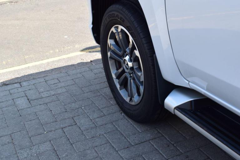 2021 Mitsubishi L200 2.2 DI-D DC Warrior 4WD Euro 6 (s/s) 4dr PICK UP Diesel Manual