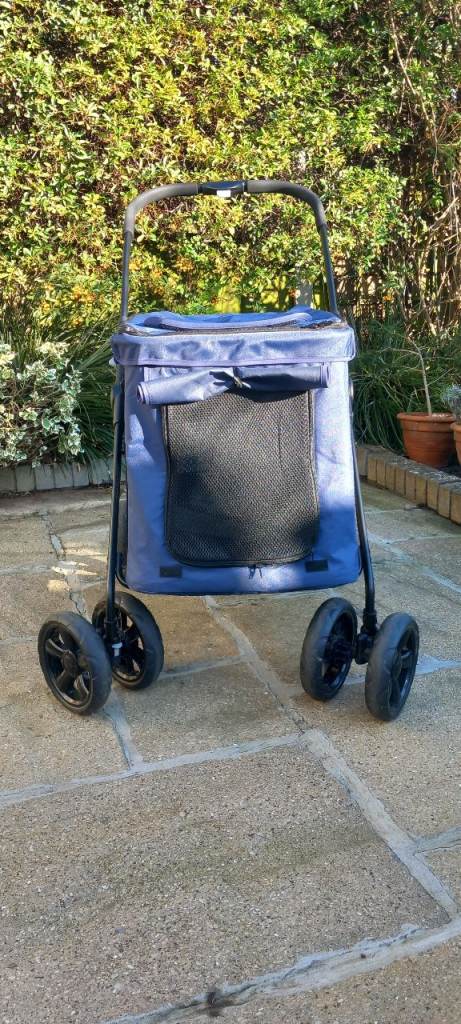 Paw Hut dog stroller