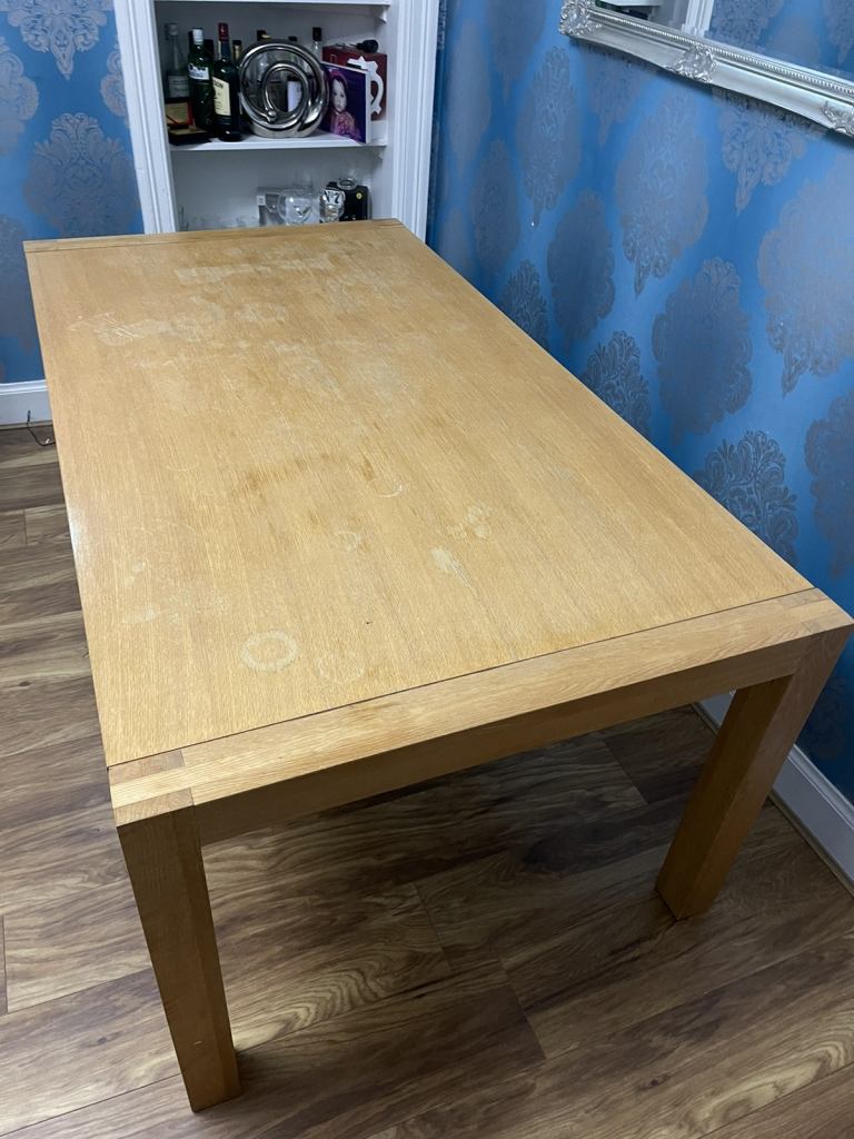 Beautiful Large Solid oak dining table