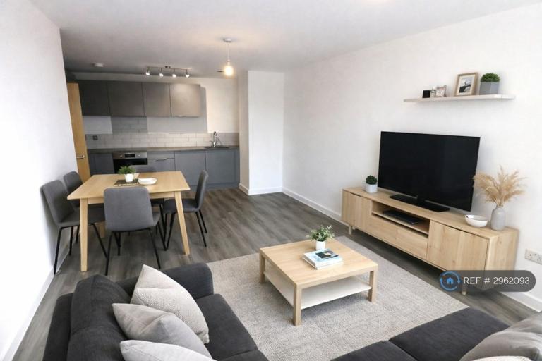1 bedroom flat in Knitwear House, Bristol, BS5 (1 bed) (#2962093)