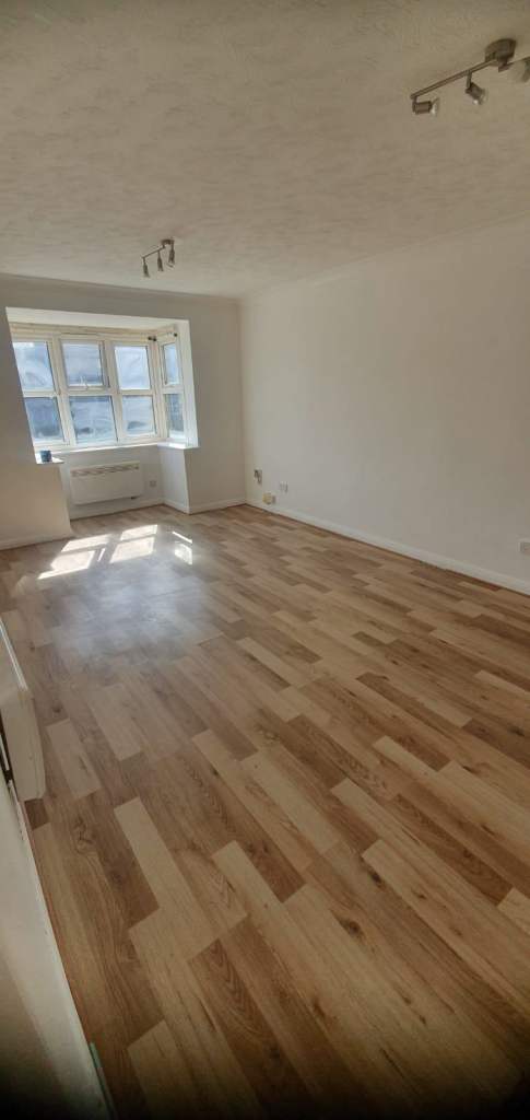Spacious 2-Bedroom Flat in South Croydon – Ideal for Professional Company Let