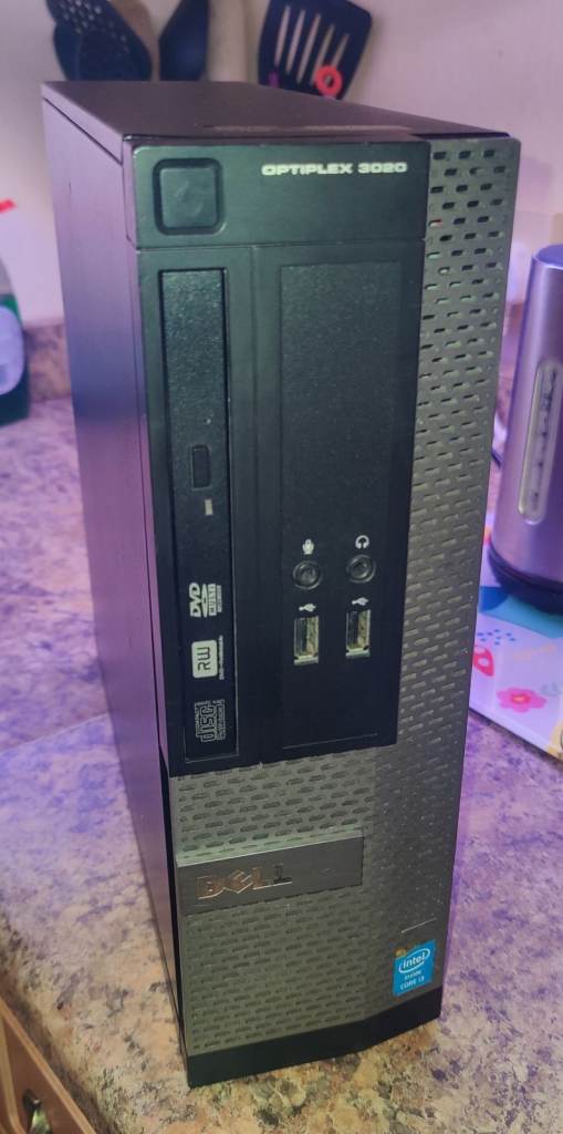 Dell desktop PC, i3, 8gb RAM, 120gb SSD, WiFi, Ubuntu 24 LTS.