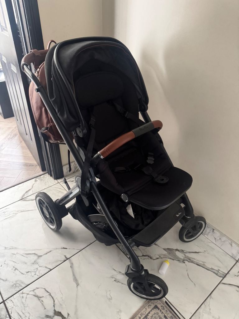 Silver cross travel system 