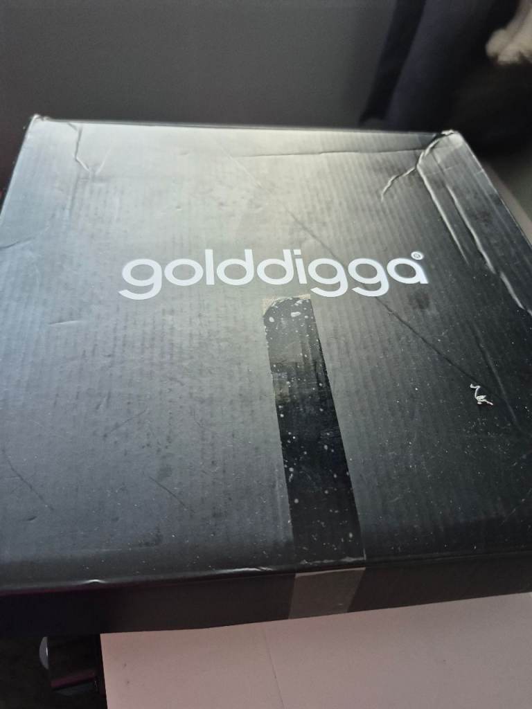 Golddigga boots 5.5