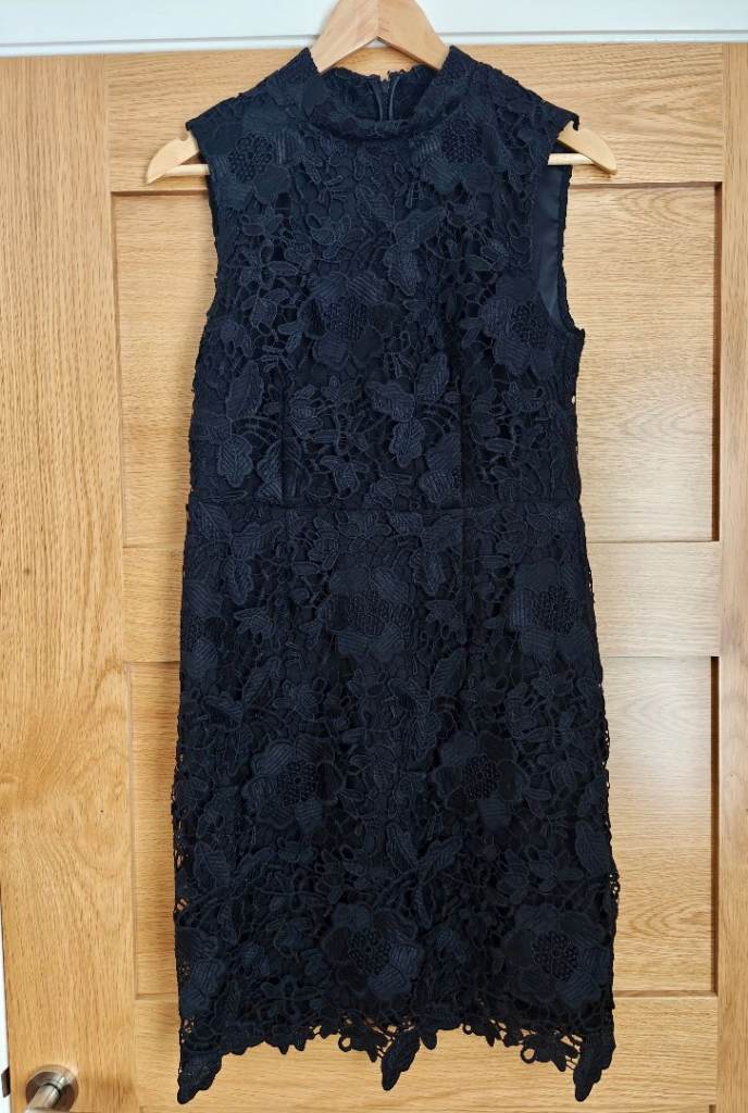 Black Coast Dress size 10 - like new condition