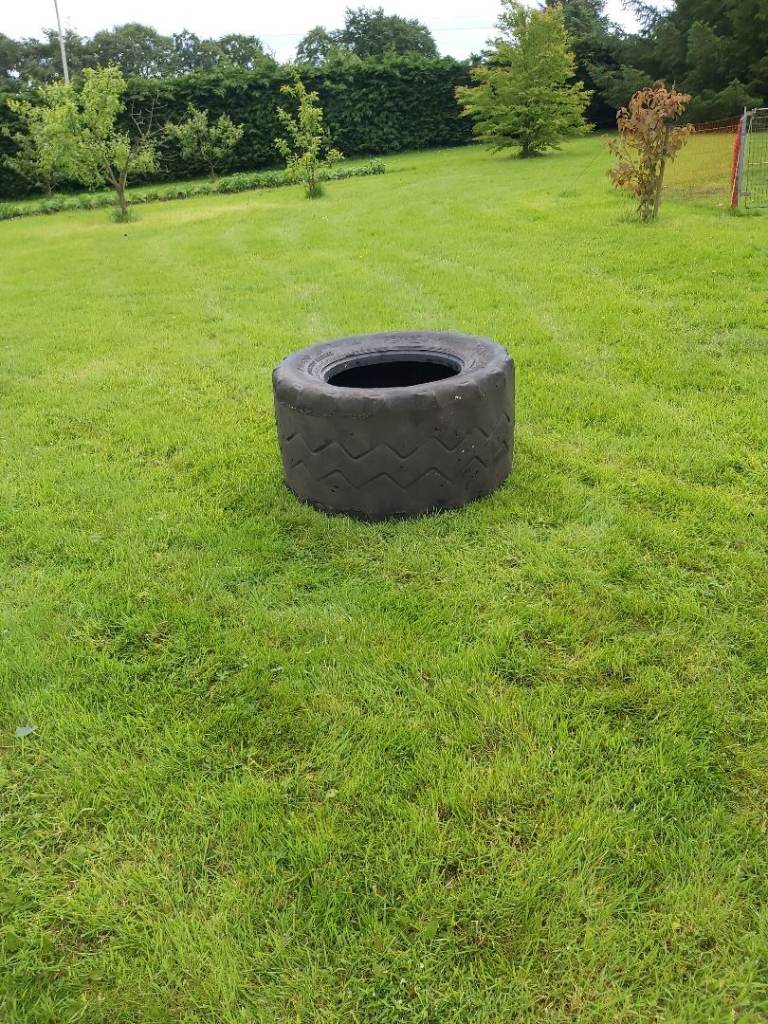 Big old slurry tanker tyre.  Good for fitness training or garden planter FREE