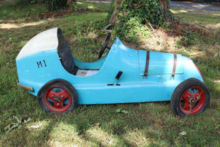 Austin Pathfinder Pedal Car 1949 Restoration Project Rarer than RARE!!