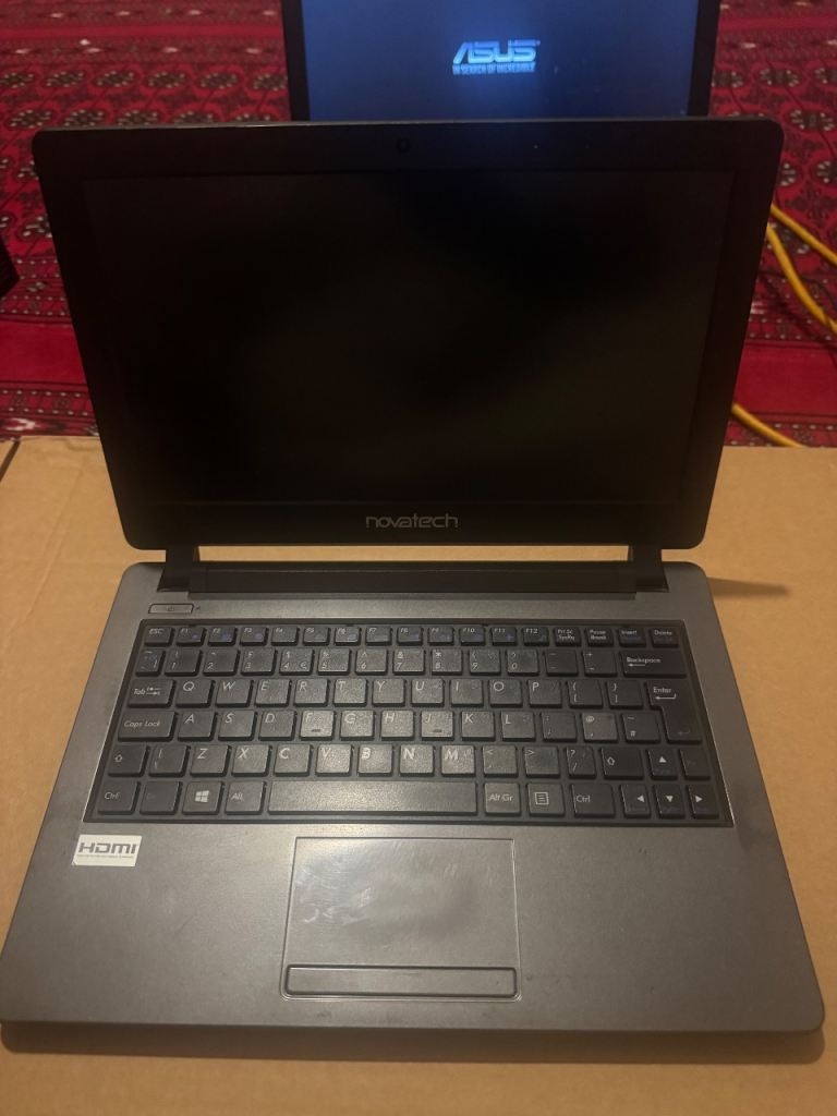 NOVATECH - SMALL LAPTOP - £30 
