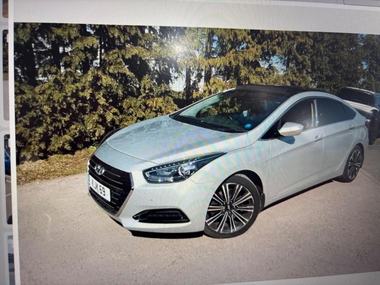 2015 Hyundai i40 1.7 CRDi Blue Drive Premium DCT Euro 6 (s/s) 4dr SALOON Diesel Automatic