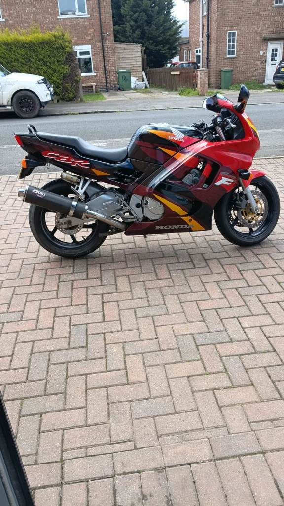 Honda cbr 600