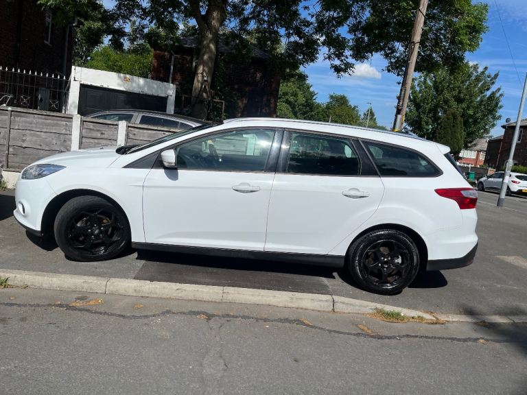 Ford, FOCUS, Estate, 2014, Manual, 1560 (cc), 5 doors